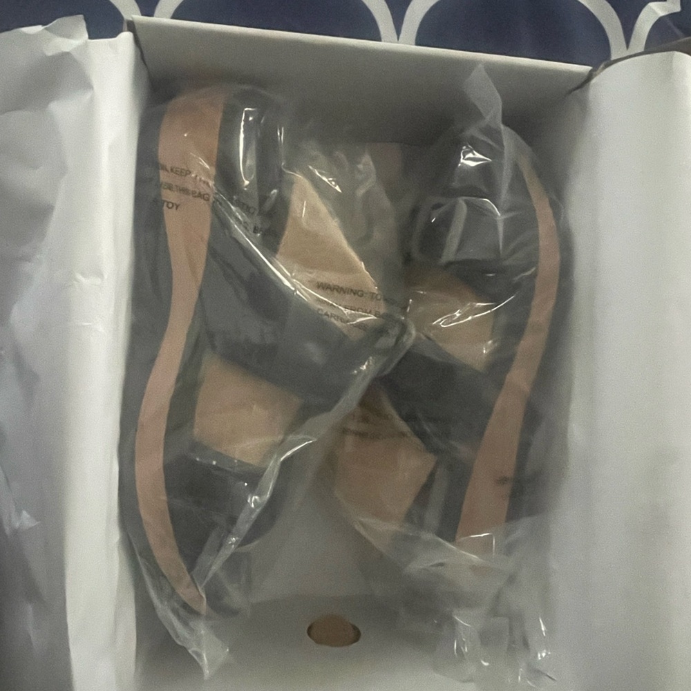 Dansko Black and Gray Women's Sandals - Picture 6 of 7